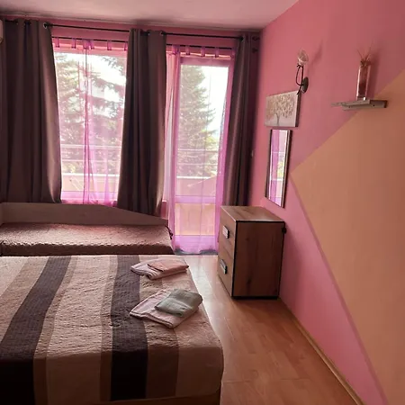 Апартамент For Guests 