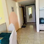 アパート For Guests 