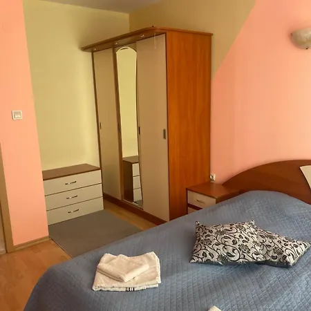 Apartment For Guests 