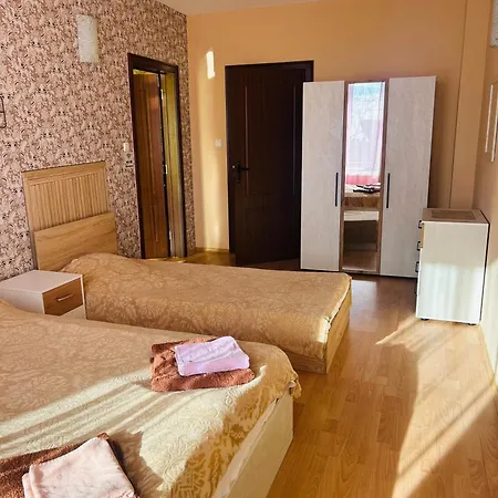 Apartament For Guests 