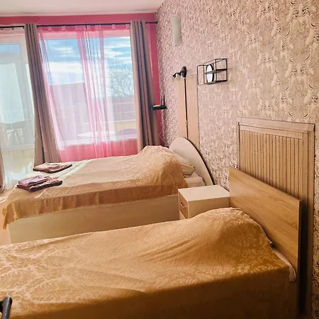 Apartament For Guests 
