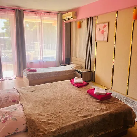 Apartament For Guests 